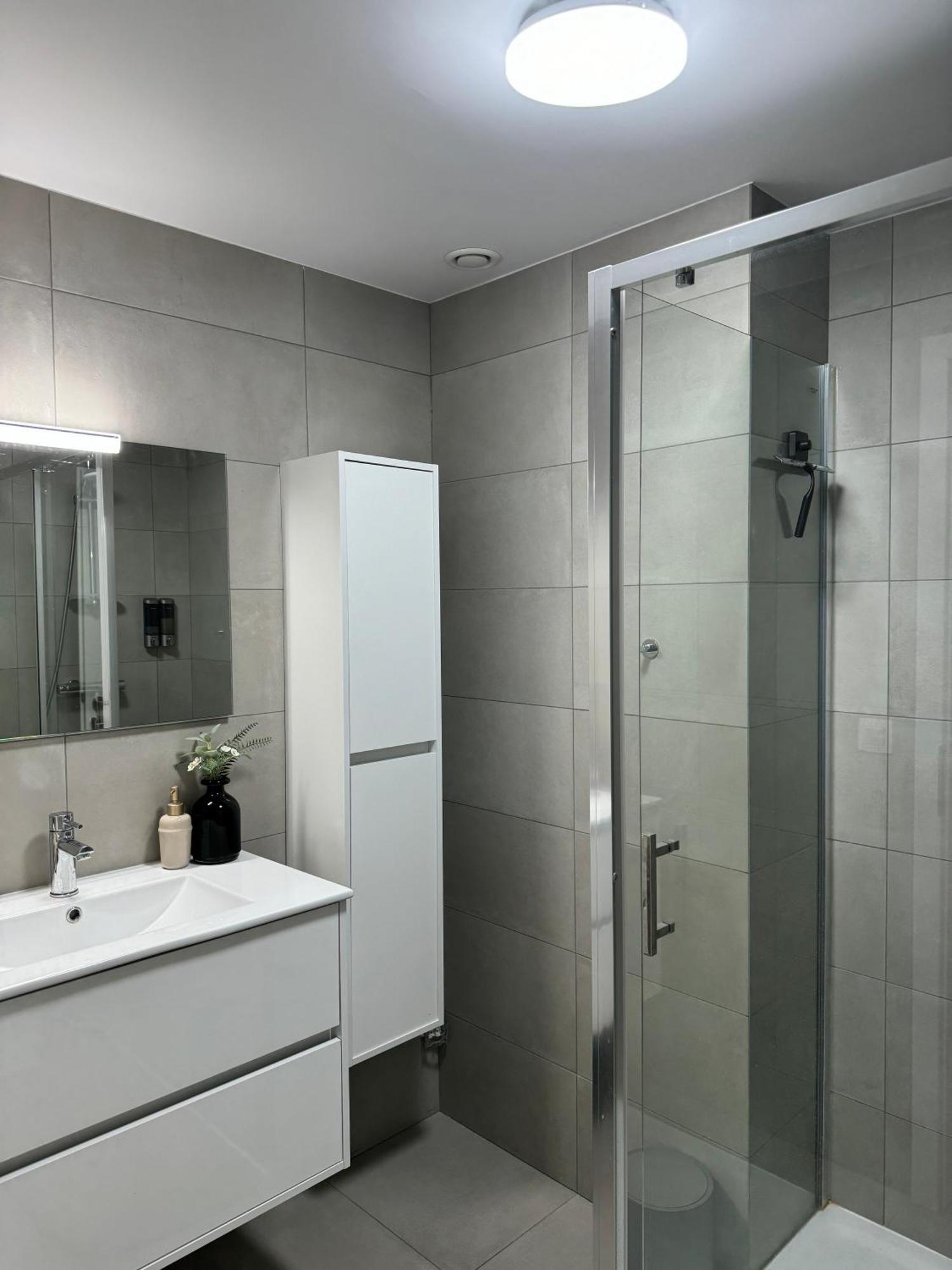 Liege Luxe & Jacuzzi Sous Les Etoiles Leilighet Saint-Nicolas  Eksteriør bilde